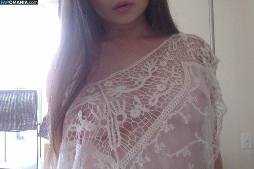 Selena Gomez Naken Läckta Foto #5