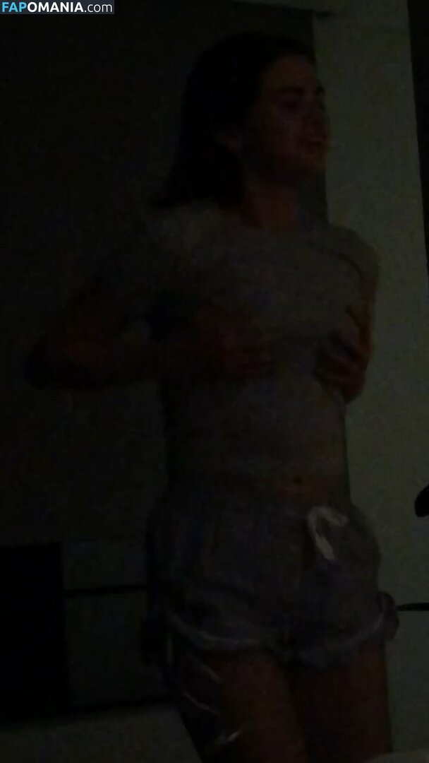 Selena Gomez Naken Läckta Foto #43