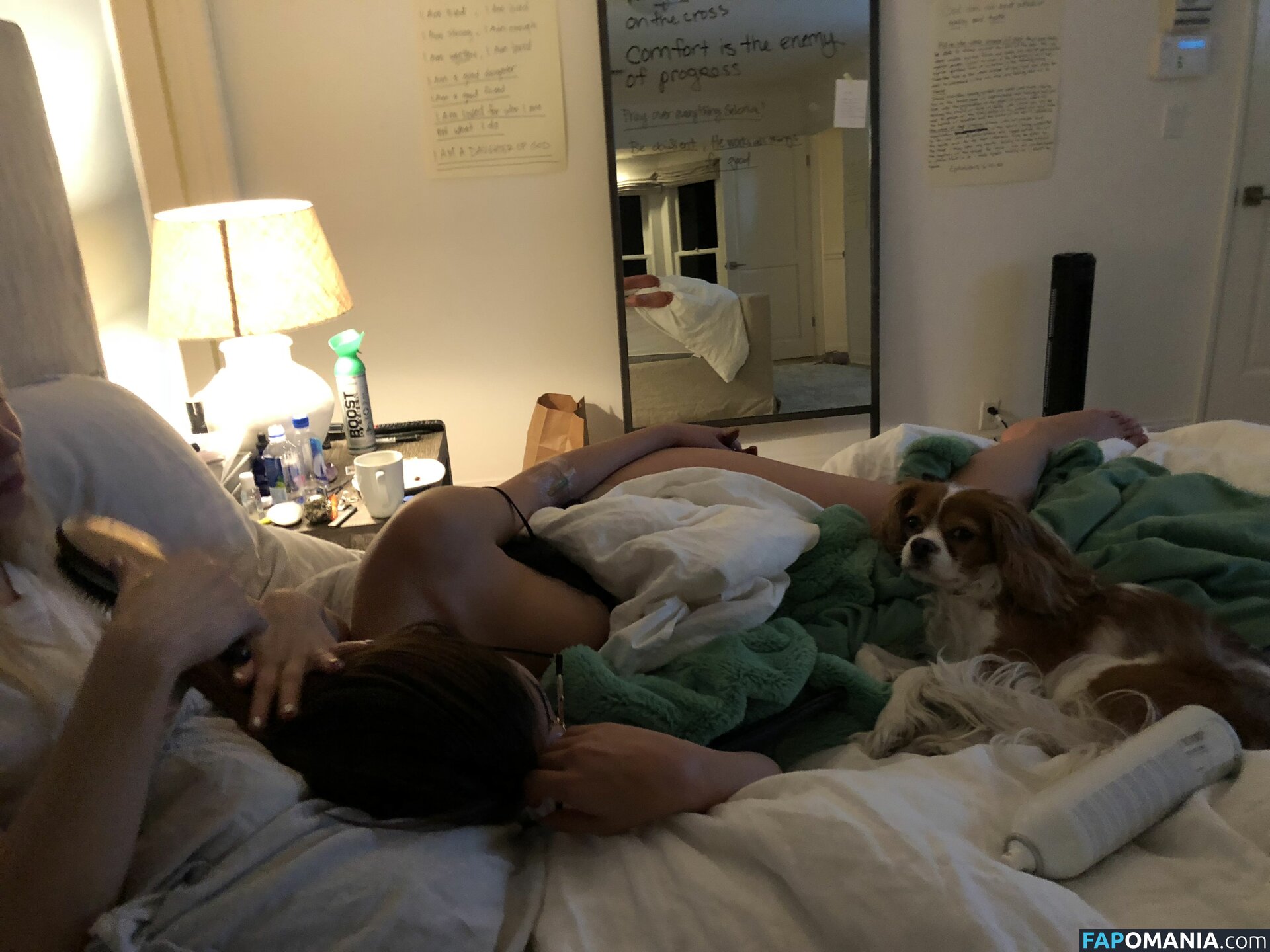 Selena Gomez Naken Läckta Foto #50