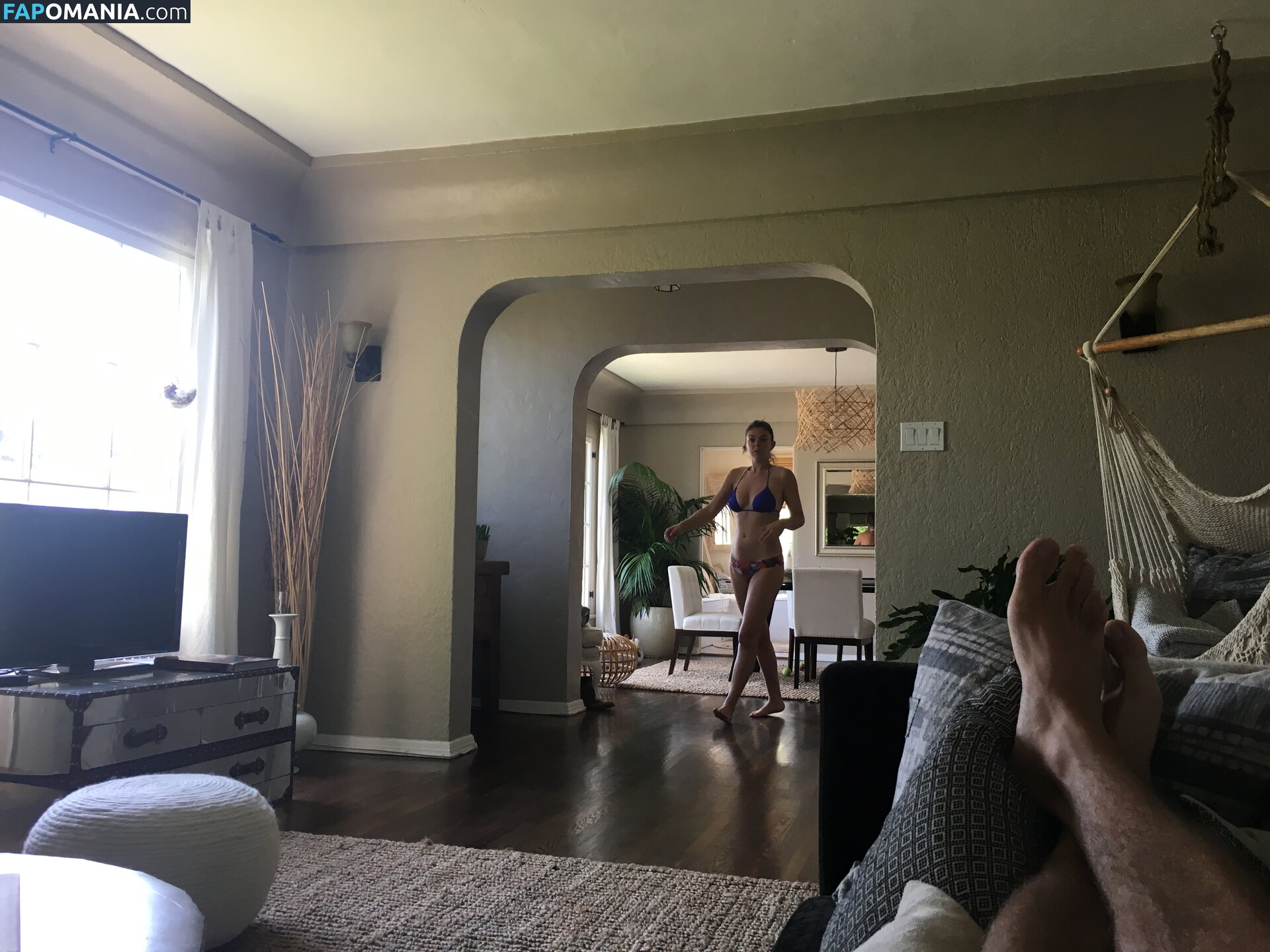 Serinda Swan Naken Läckta Foto #51