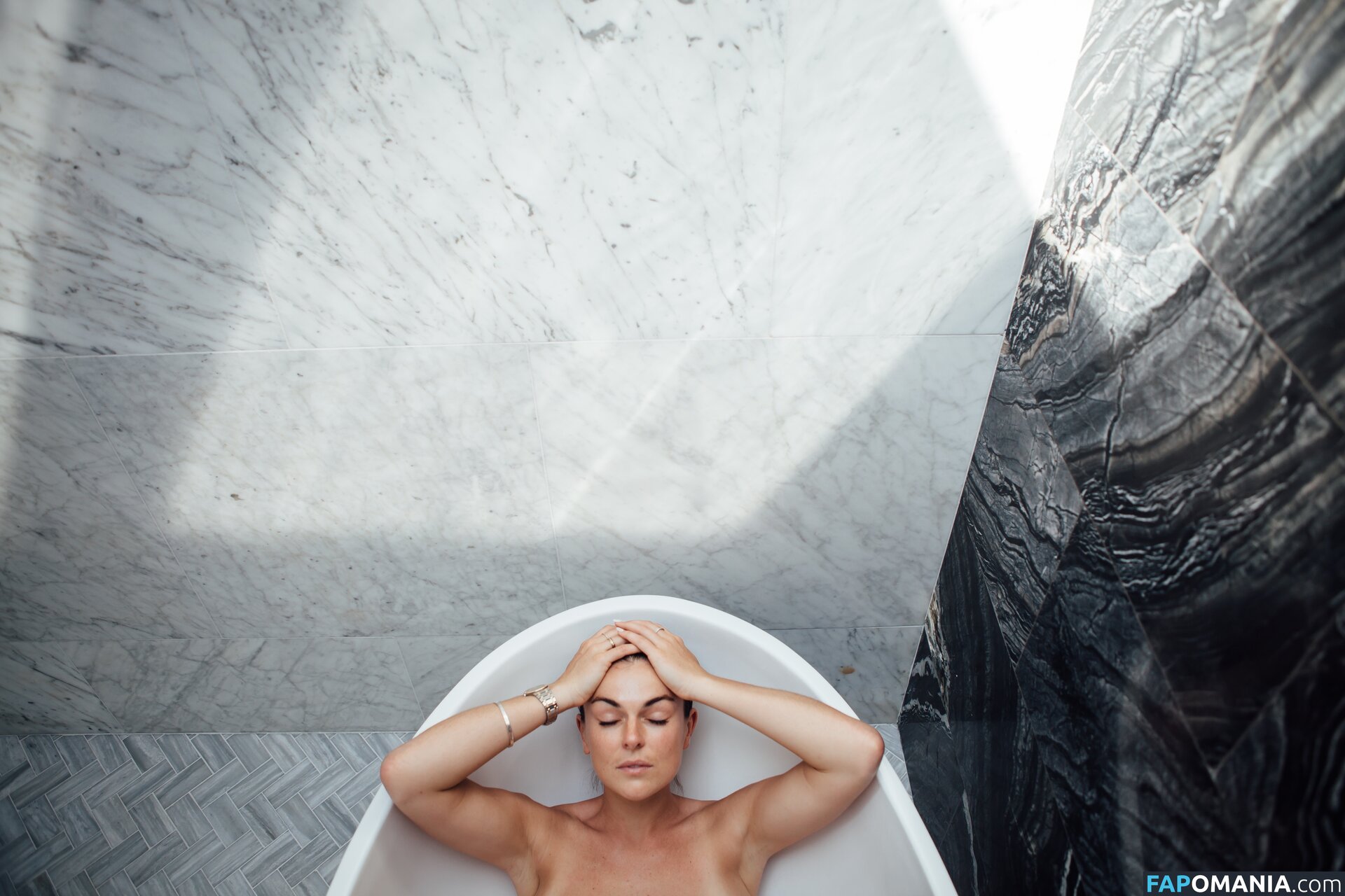 Serinda Swan Naken Läckta Foto #64