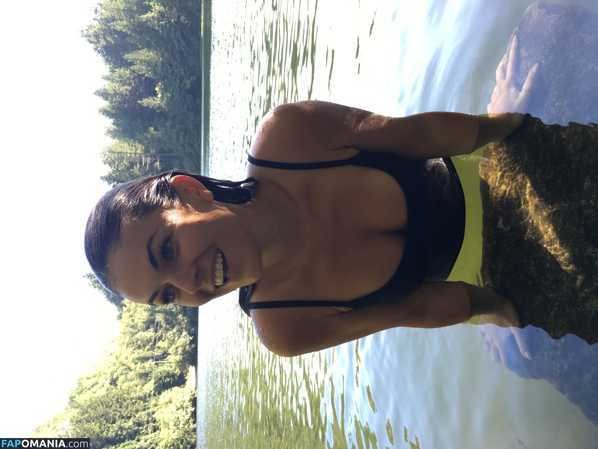 Serinda Swan Naken Läckta Foto #104