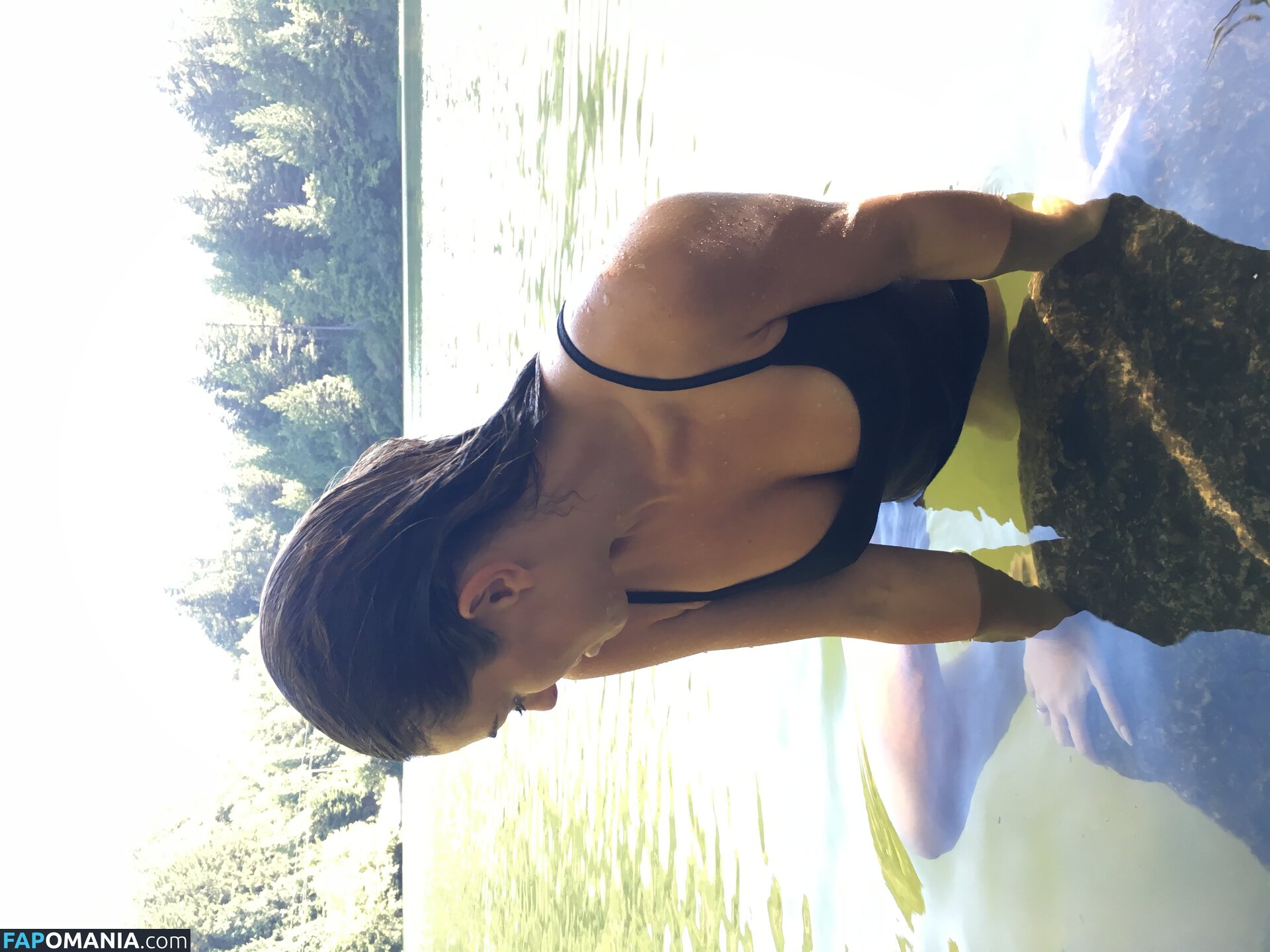 Serinda Swan Naken Läckta Foto #109