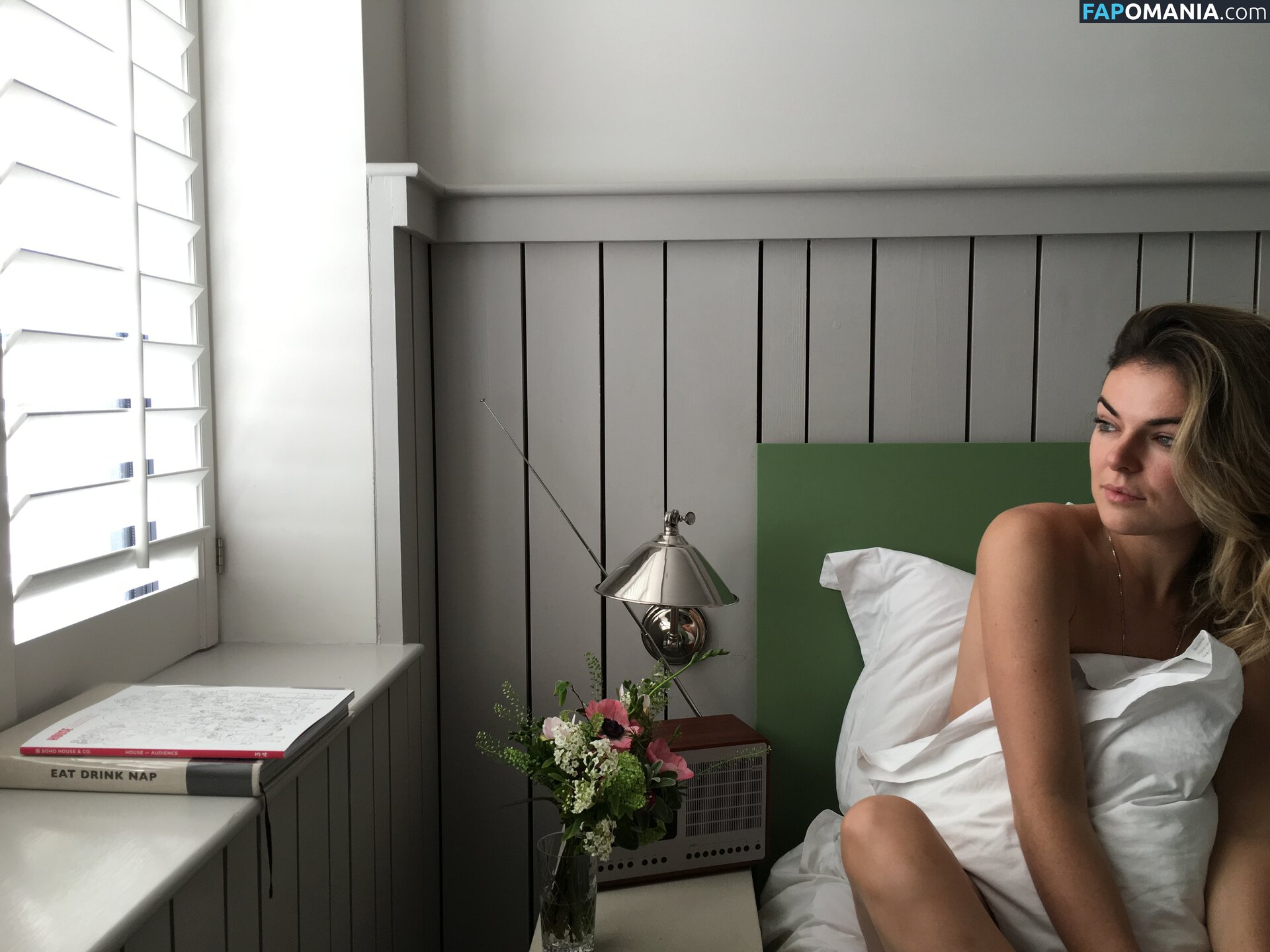 Serinda Swan Naken Läckta Foto #151