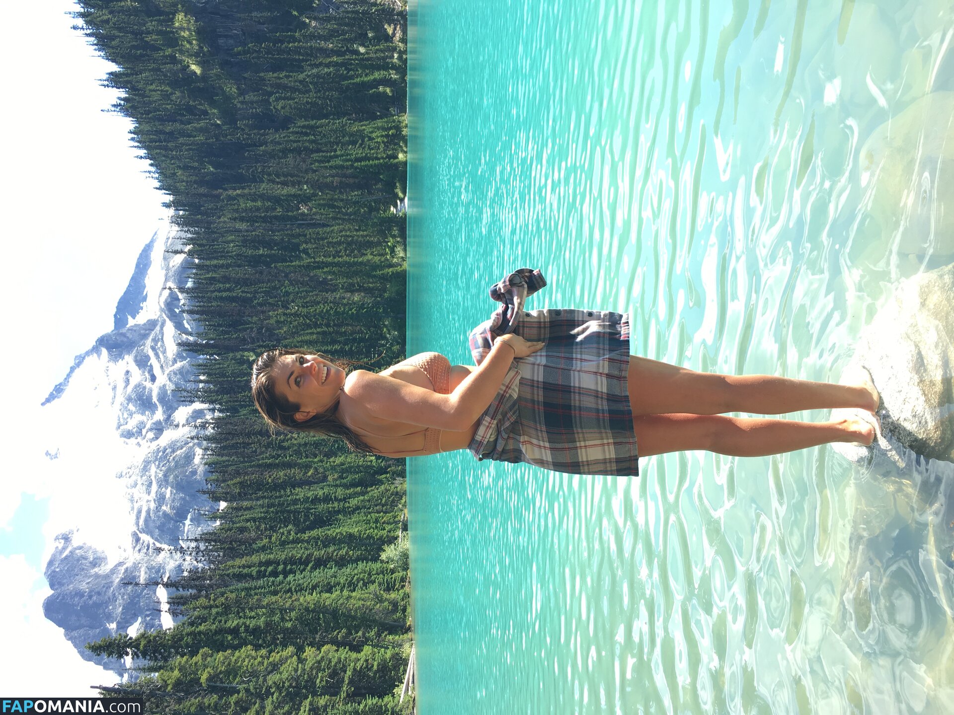 Serinda Swan Naken Läckta Foto #155