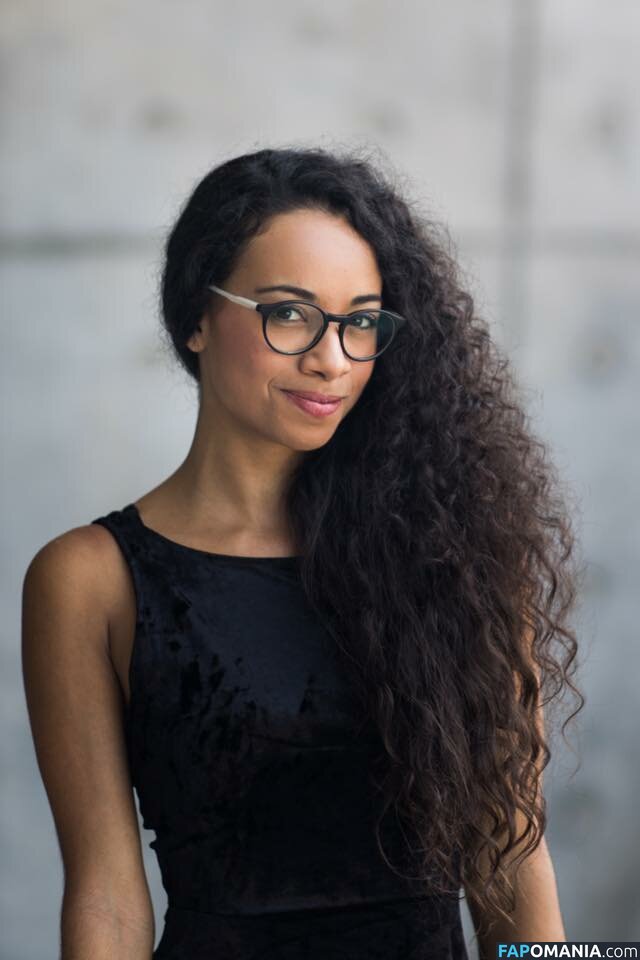 Shani Hamilton Naken Läckta Foto #6