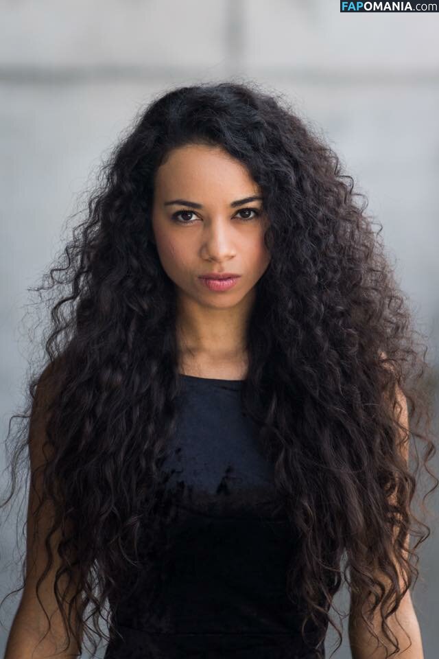 Shani Hamilton Naken Läckta Foto #8