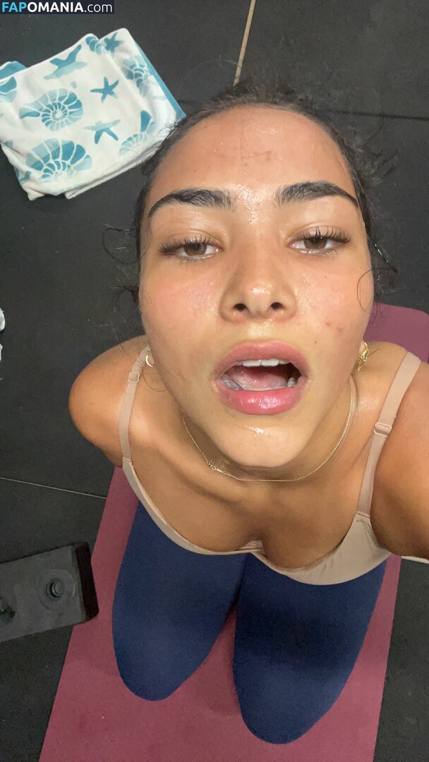 Sienna Mae Gomez / sienna_mae / siennamaegomez Naken OnlyFans  Läckta Foto #271