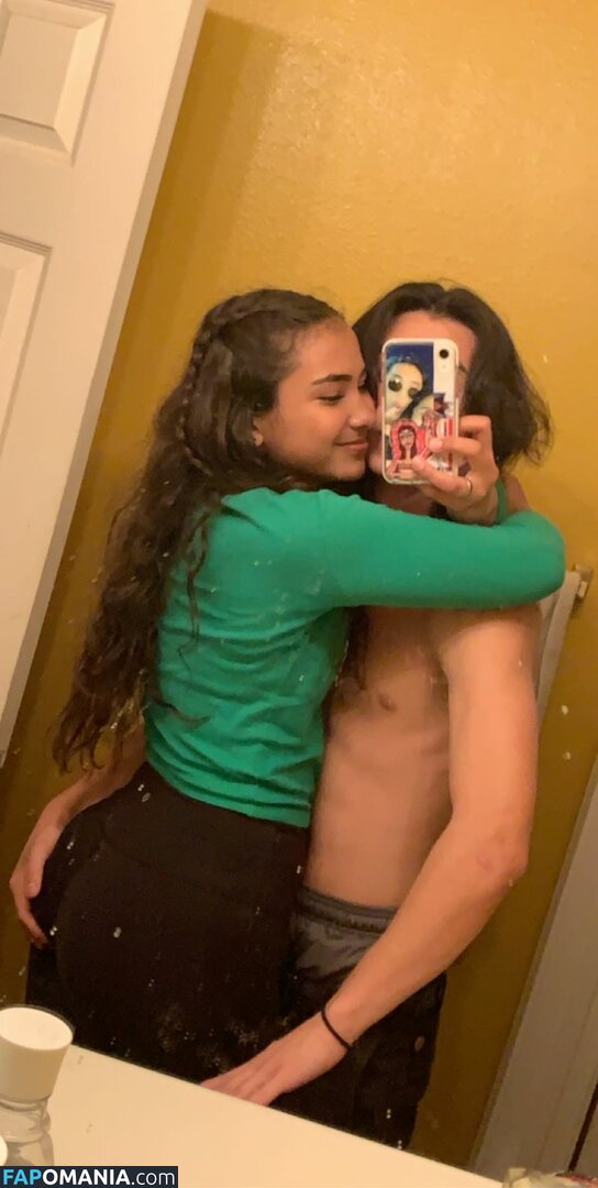 Sienna Mae Gomez / sienna_mae / siennamaegomez Naken OnlyFans  Läckta Foto #379