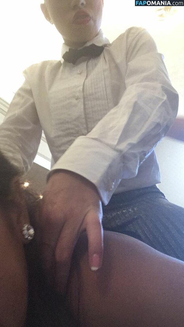 Sienna Mae Gomez / sienna_mae / siennamaegomez Naken OnlyFans  Läckta Foto #730
