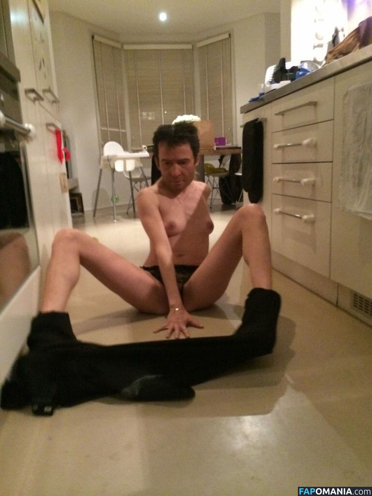 Sienna Miller Naken Läckta Foto #3