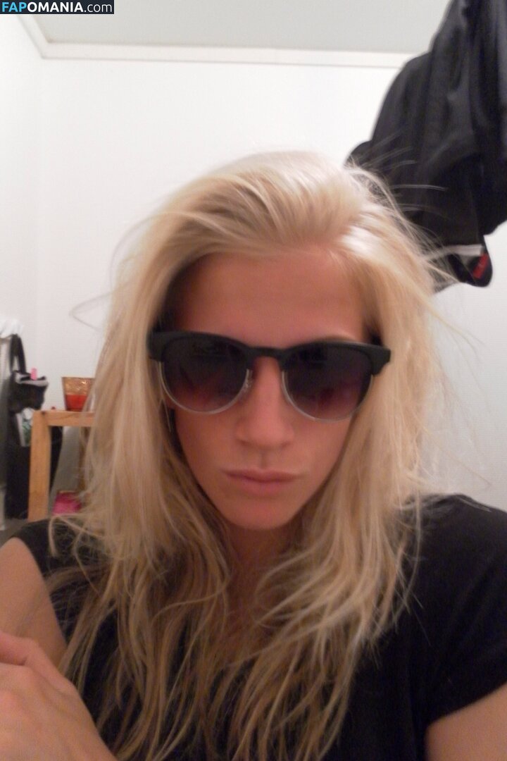 Sofia Jakobsson Naken Läckta Foto #135