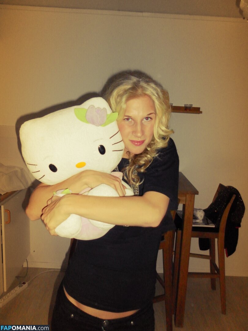 Sofia Jakobsson Naken Läckta Foto #242