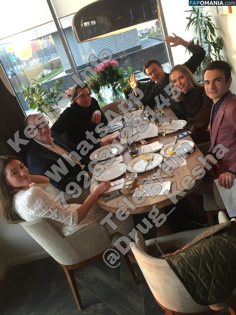 Sofya Ernst Aka Sonya Zaika Naken Läckta Foto #63