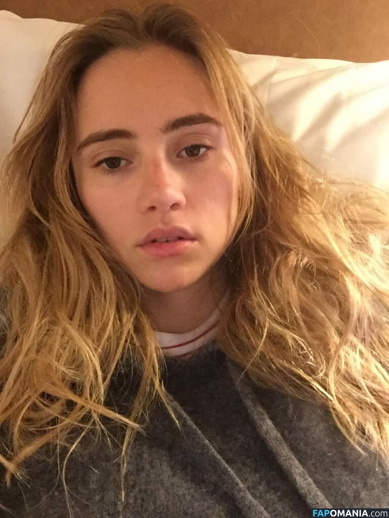 Suki Waterhouse Naken Läckta Foto #18