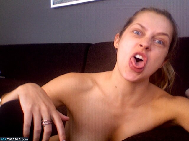 Teresa Palmer Naken Läckta Foto #3