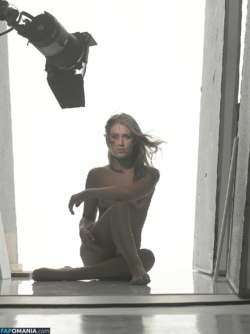 Tone Damli Naken Läckta Foto #28