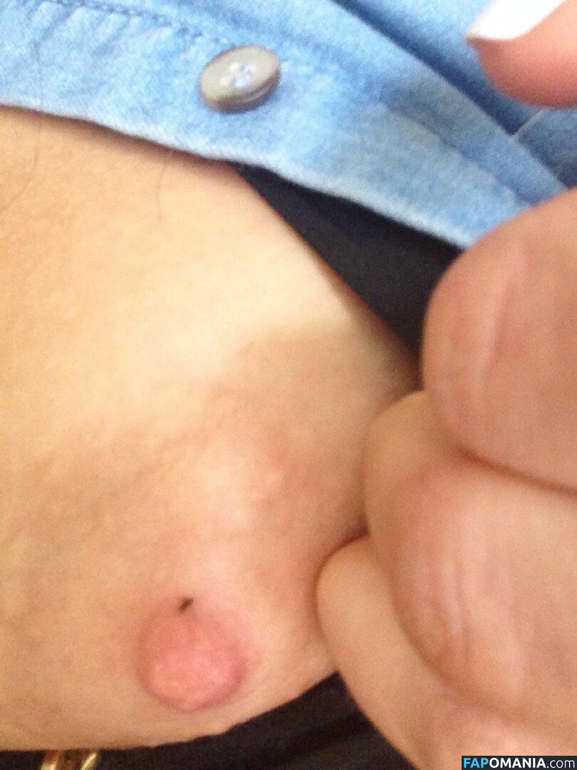 Twinnie Lee Moore Naken Läckta Foto #5