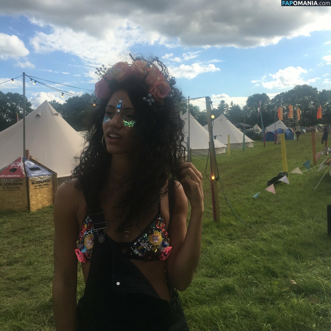 Vick Hope Naken Läckta Foto #216