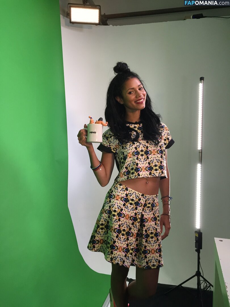 Vick Hope Naken Läckta Foto #267