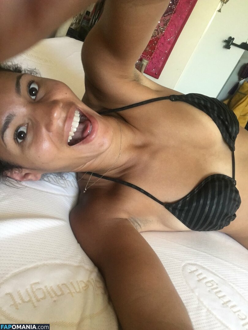 Vick Hope Naken Läckta Foto #298