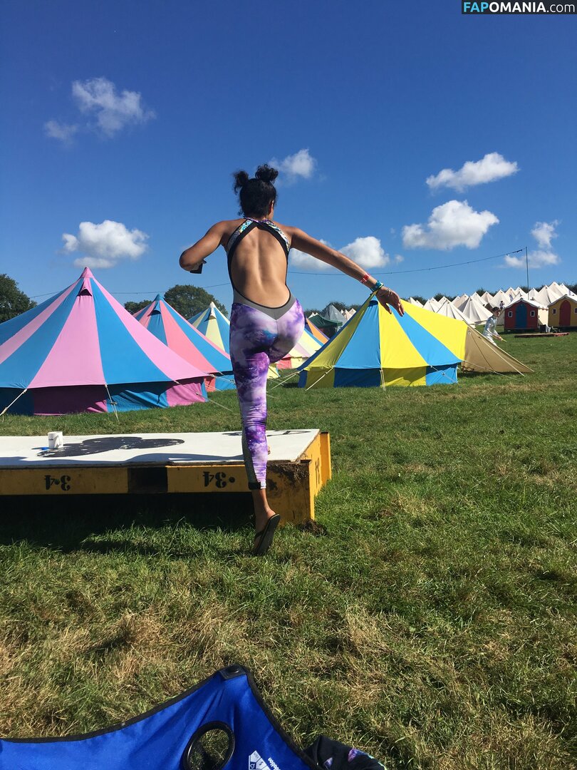 Vick Hope Naken Läckta Foto #320