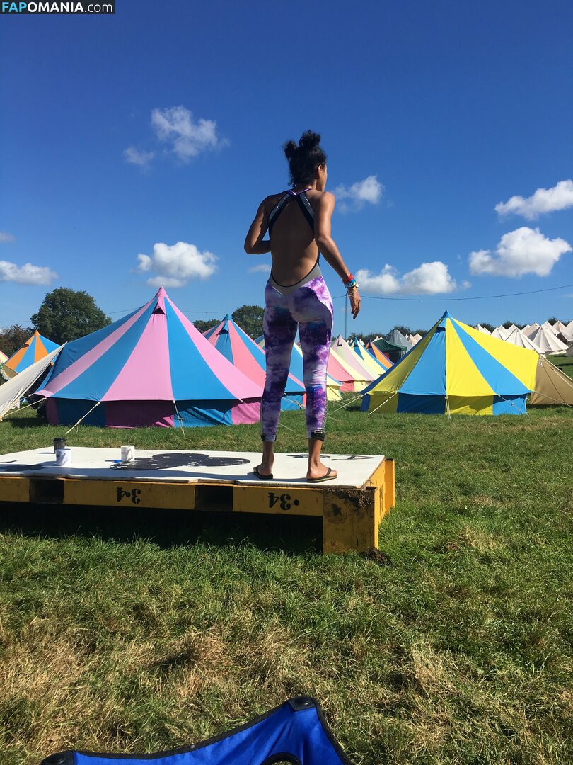 Vick Hope Naken Läckta Foto #321