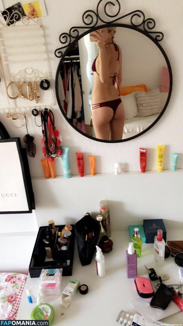 Victoria Jancke Naken Läckta Foto #2