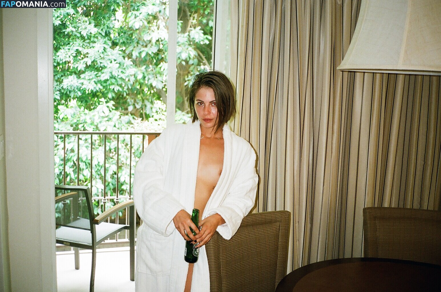 Willa Holland Naken Läckta Foto #18