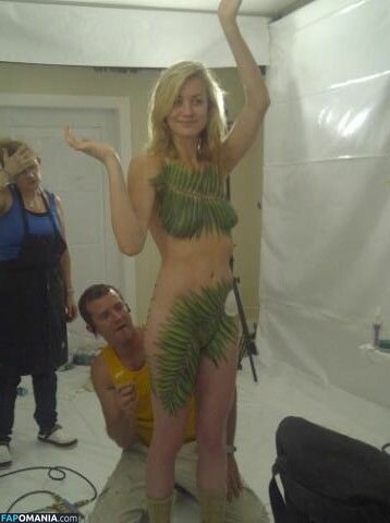 Yvonne Strahovski Naken Läckta Foto #25