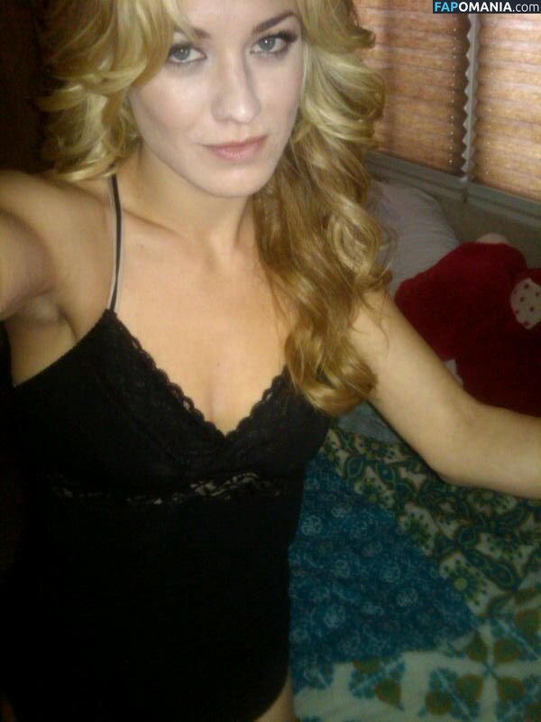 Yvonne Strahovski Naken Läckta Foto #30