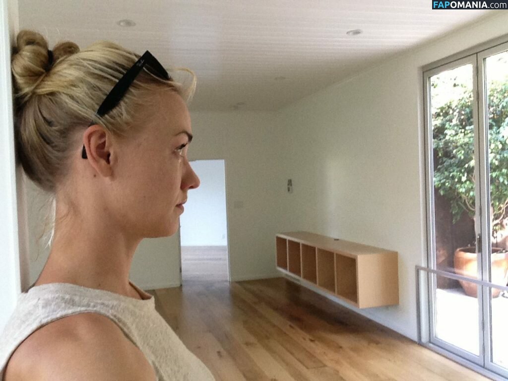 Yvonne Strahovski Naken Läckta Foto #34