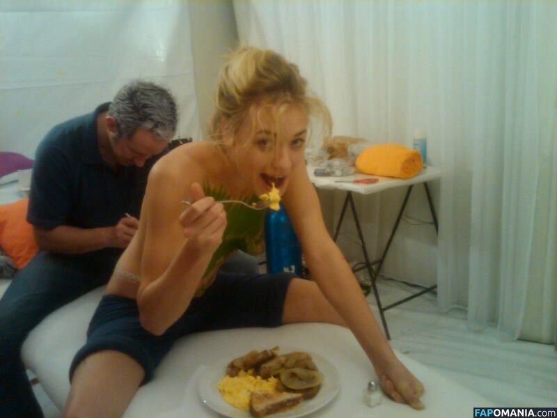 Yvonne Strahovski Naken Läckta Foto #54