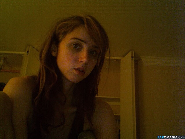 Zoe Kazan Naken Läckta Foto #33
