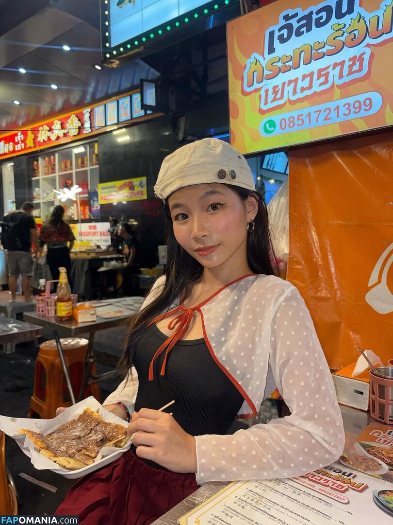 Saipetch B. / aaomhelloo Naken OnlyFans  Läckta Foto #6