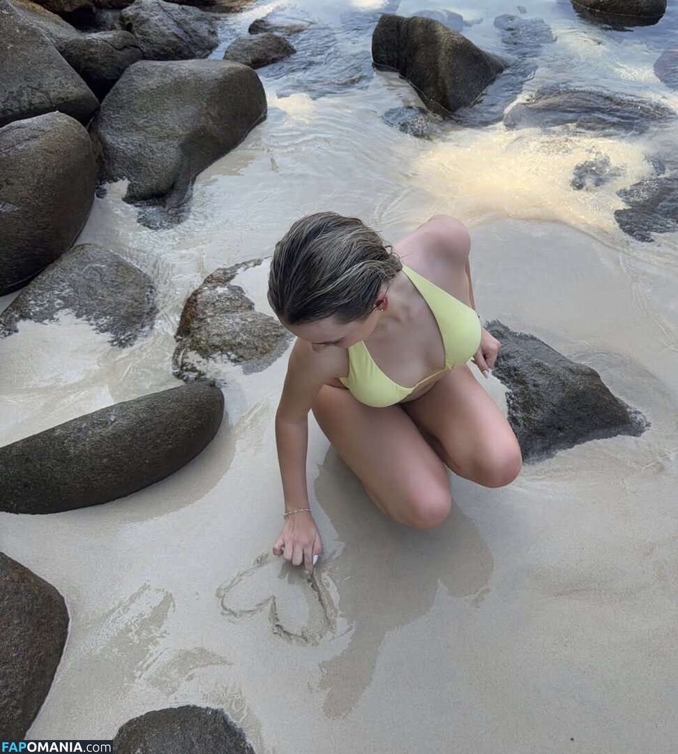 Abbie May / AbbieMay13 / https: Naken OnlyFans  Läckta Foto #1