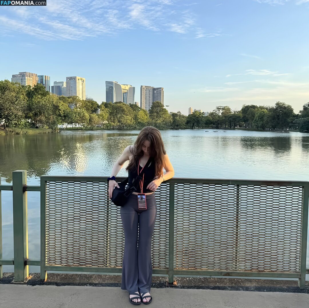 actuallyalisa / https: Naken OnlyFans  Läckta Foto #1