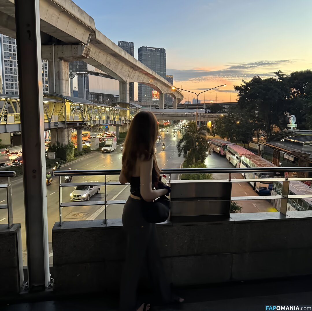 actuallyalisa / https: Naken OnlyFans  Läckta Foto #2