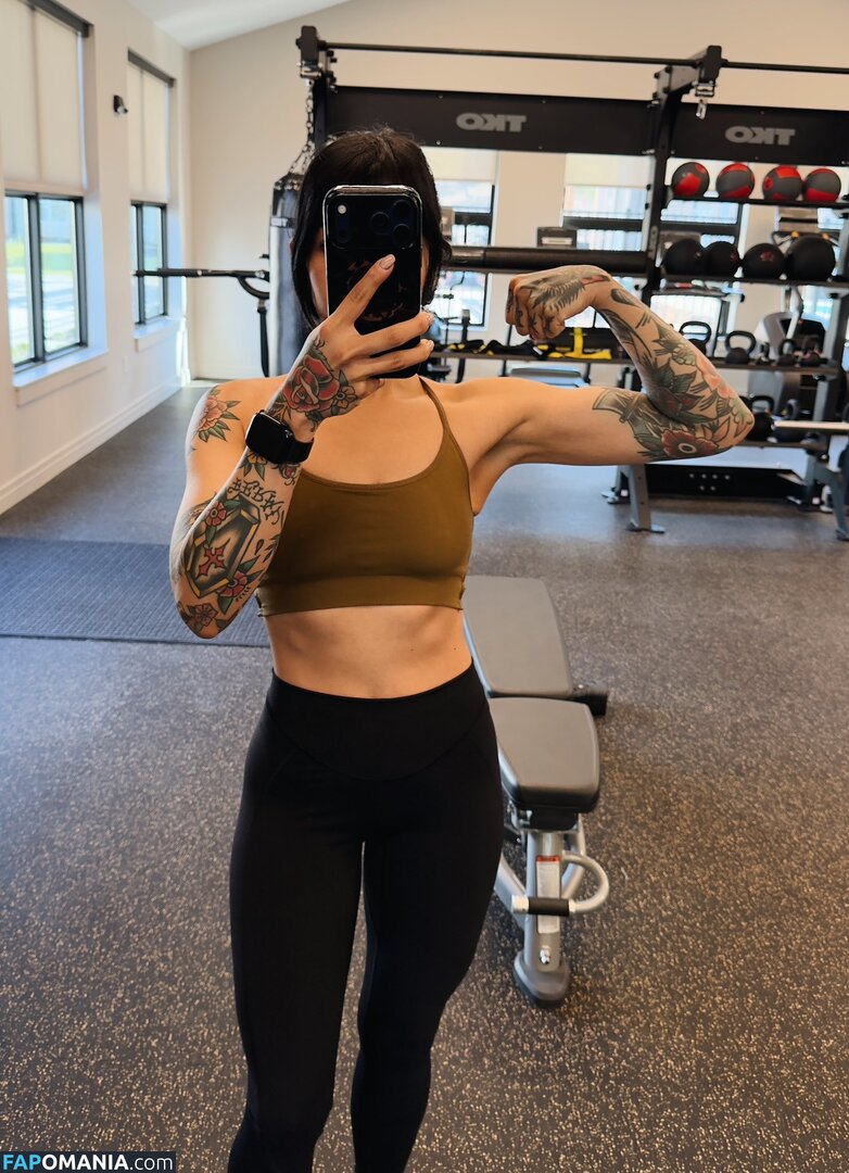 Aileen Perez / Aileen Senpai / AileenSenpaiReacts / aileensenpai Naken OnlyFans  Läckta Foto #7