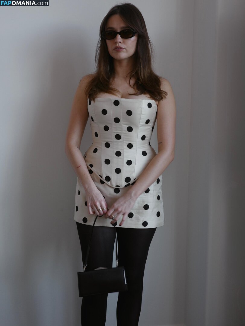 Aimee Lou Wood / aimeelouwood Naken OnlyFans  Läckta Foto #3