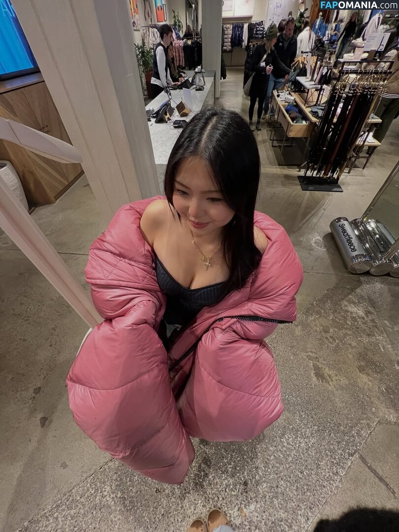 aishlvsu Naken OnlyFans  Läckta Foto #4