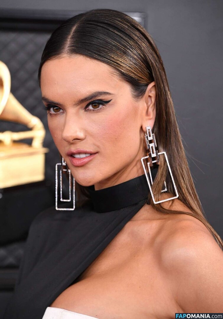 Alessandra / Alessandra Ambrosio / aleambrosio / alelovesanja / alessandraambrosio / https: Naken OnlyFans  Läckta Foto #1598