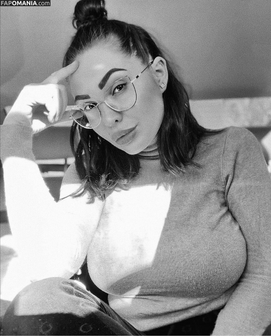 Alexanda Rusu Naken OnlyFans  Läckta Foto #19