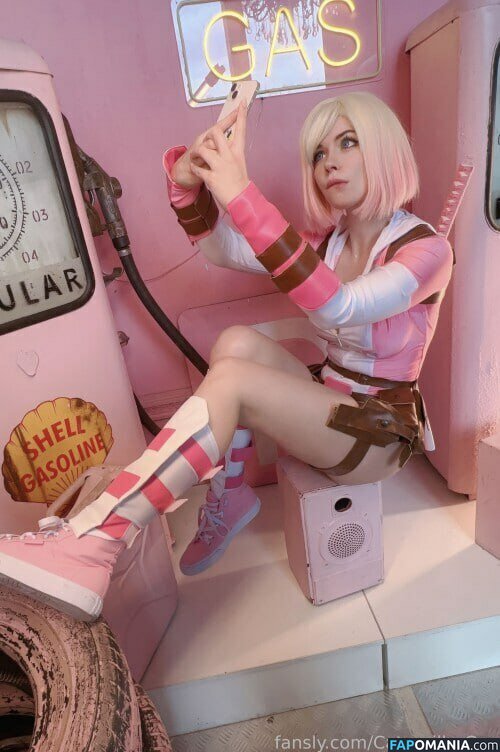 Alexandra Bodler / Caterpillar / caterpillar_cos / caterpillarcos / caterpillarcos_ Naken OnlyFans  Läckta Foto #33