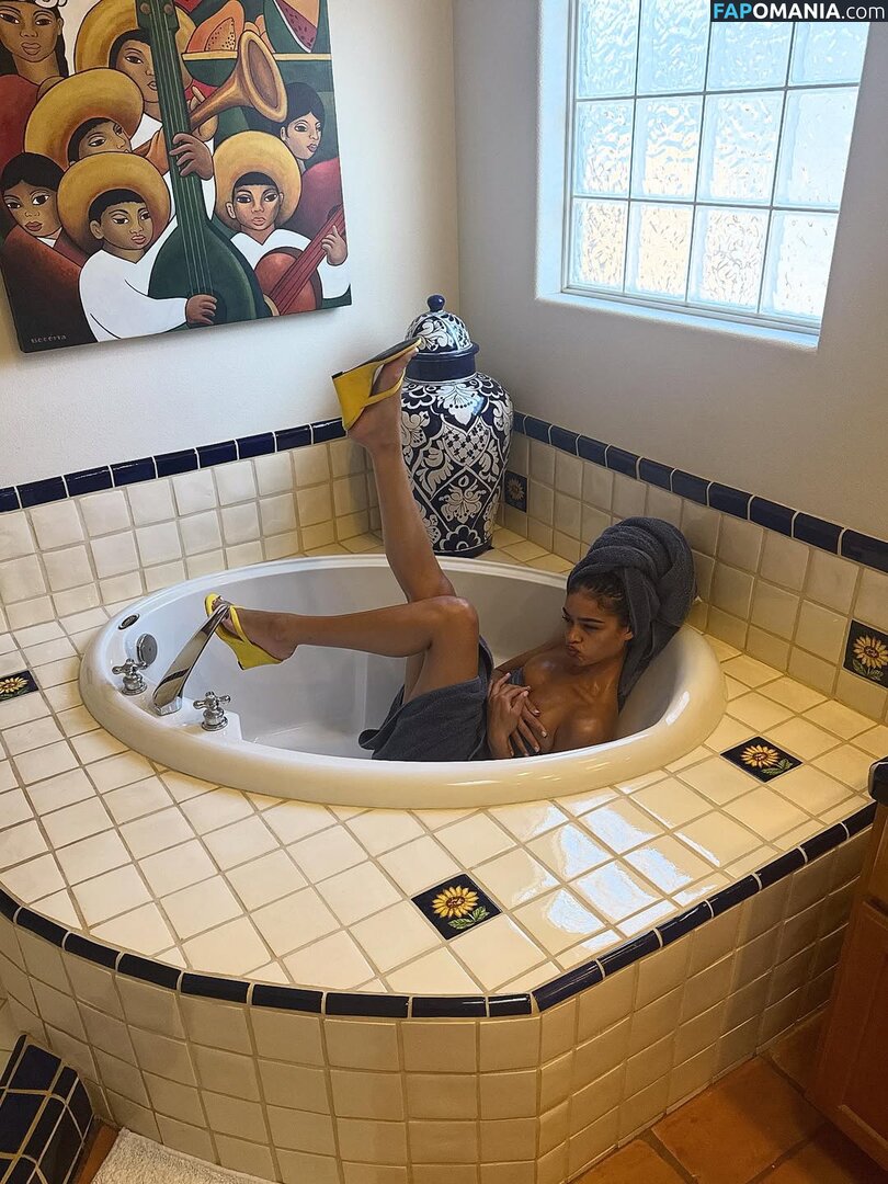 Alexis Carrington / Lexcarringtonn / carringtondurham / sexilexisexi Naken OnlyFans  Läckta Foto #26