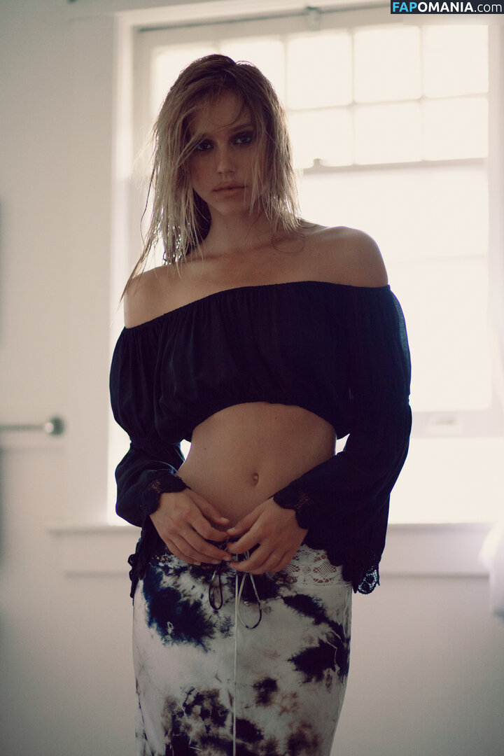 Alexis Ren / alexisren / alexisreng / alexxissren Naken OnlyFans  Läckta Foto #929