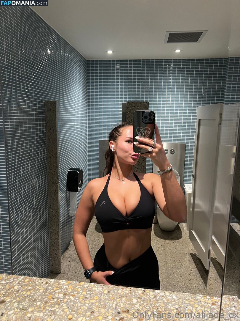 Ali Blakey / aliblakey / alijade_ox Naken OnlyFans  Läckta Foto #14