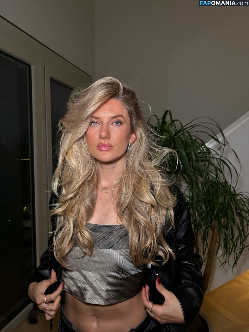 Alica Schmidt / alicasmd / nathalieschmidt Naken OnlyFans  Läckta Foto #1038