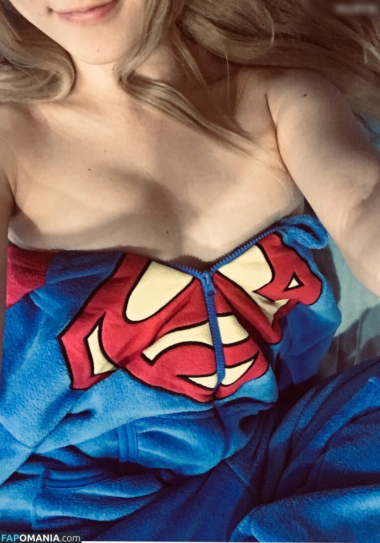 alice_kosmos / alicekosmos / alicekosmos_official Naken OnlyFans  Läckta Foto #13