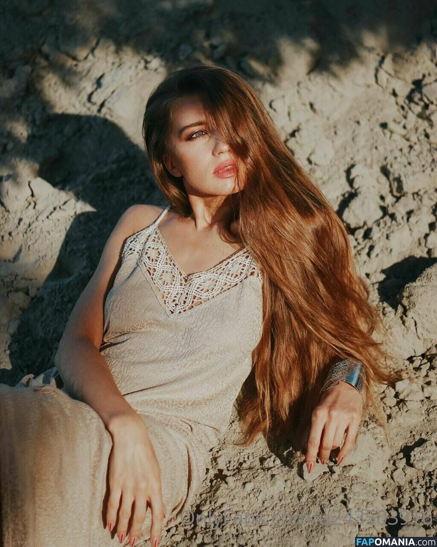 alice_l Naken OnlyFans  Läckta Foto #1